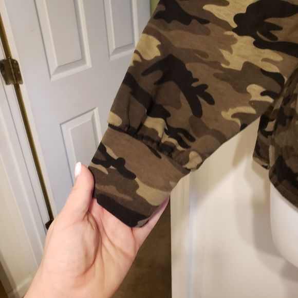 Shein top‎ - Picture 3 of 7